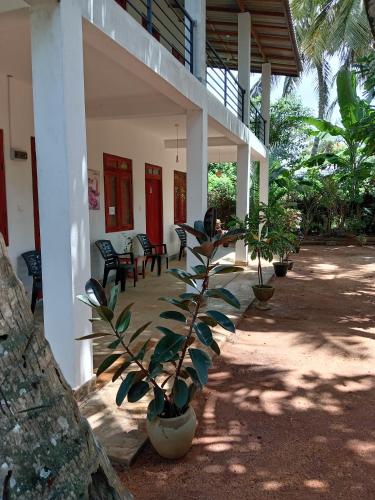 Lake House Home Stay in Anuradhapura