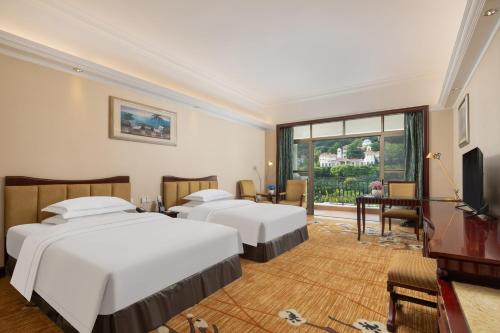 room detail thumbnail 1