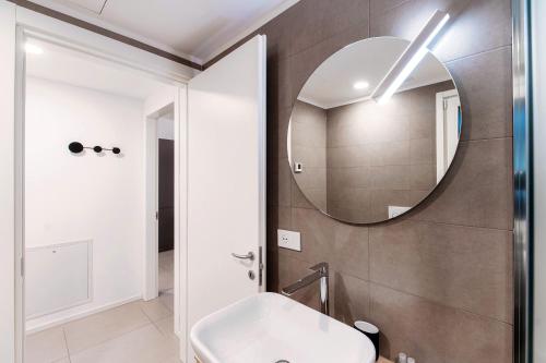 Como Lago Apartment by Quokka 360 - Close to the Lake and Train Station - image 4