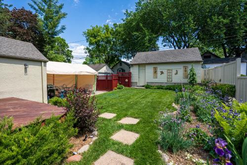 Edina Escape - image 13