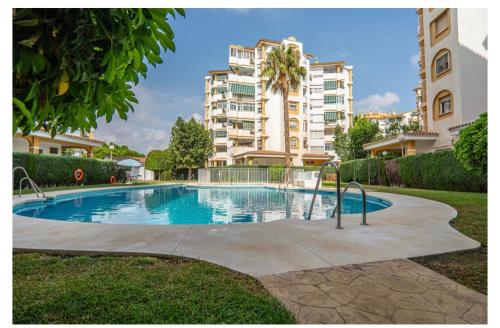 Single room in shared Appartamment with share bathroom Malaga Sol in Carretera de Cadiz