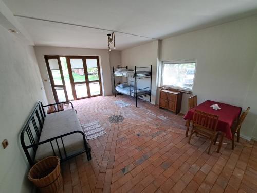 Gościniec Koćmierzów