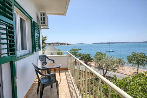 Apartments by the sea Brodarica Sibenik - 4833 - image 13