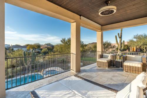 Faciliteter, Pinnacle Perfection by Porter Heated Pool Spa w Outdoor Putting Green in Carefree