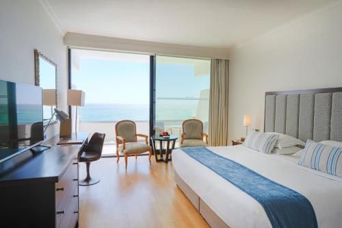 Double or Twin Room with Sea View room in Grecian Bay