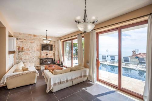 Удобства, Villa Segounia in Koroni