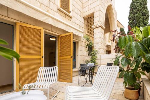 Andromeda's Charm Old-Jaffa Haven by Sea N' Rent - image 12