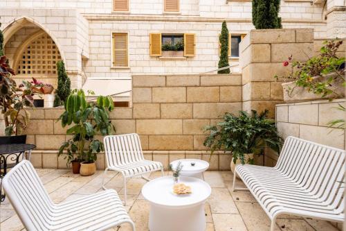 Andromeda's Charm Old-Jaffa Haven by Sea N' Rent - image 14