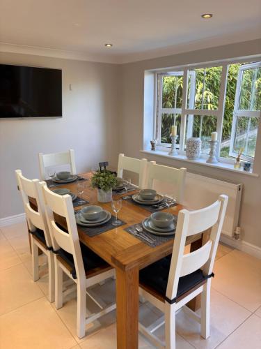 Spacious four bed detached home in Nottingham in 蓋德靈