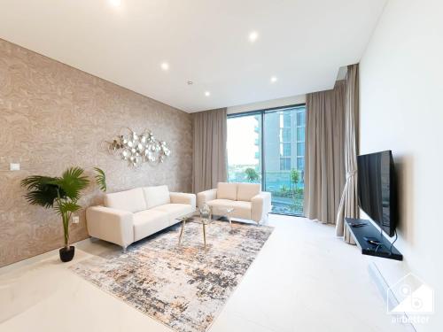 Modern 2B Apartment with Pool Acess SOBHA CREEK, Dubai