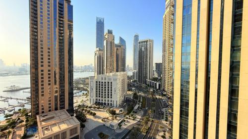 Exterior view, Premium 2 Bedroom at Creek Horizon in Dubai Festival City