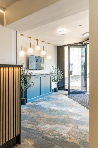 ล็อบบี้, Above Hotels in เบิร์นเลย์