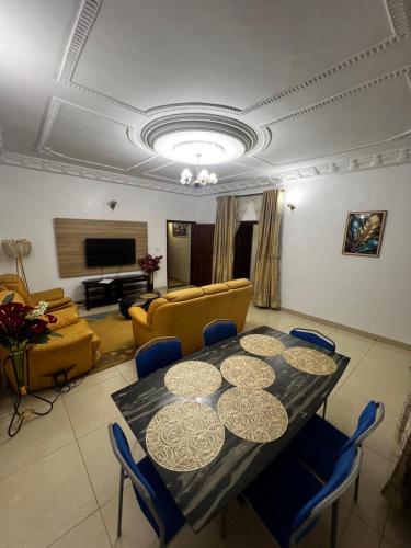 Appartement Crystal Prestige- Résidence Shalom- Wifi, Clim, Parking, Gardien 24h