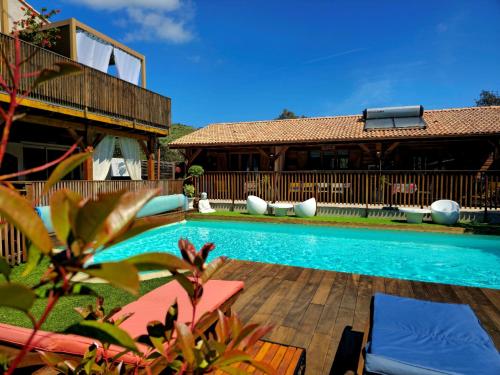 GITES O FIL DE L'EAU piscine spa accès rivière 5