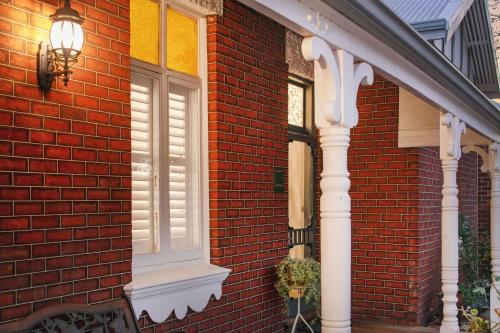 Apartment image 8