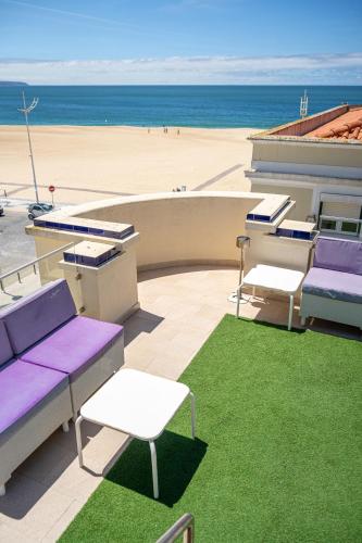 Alrededores, By the Sea - Nazare in Nazaré