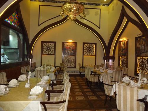 レストラン, Faletti's Hotel Lahore in ラホール