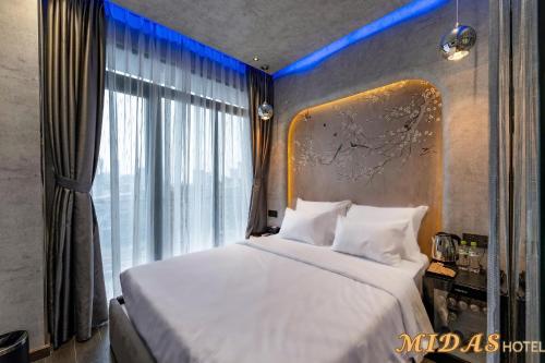 Standard Double Room image 8
