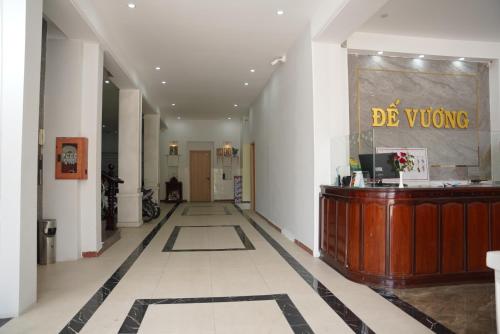 デ ヴオン ホテル (De Vuong Hotel) in カオ ラン（ドンタプ）