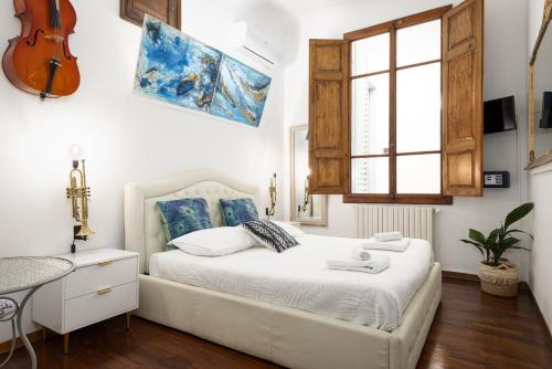 Strange Uncle B&B Room Type - Deluxe Double Room with Shower