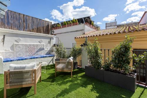 Genteel Home Casa Augusto Plasencia Terrace - image 4