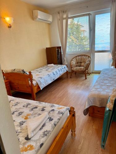 Guest House Evin Rai in Бяла