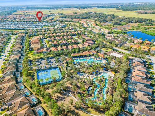 5405 Disney Solterra Fantasy in a Charm Villa 6BD in Davenport, USA