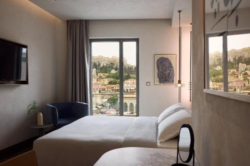 Deluxe Double Room with Acropolis View room in A For Athens