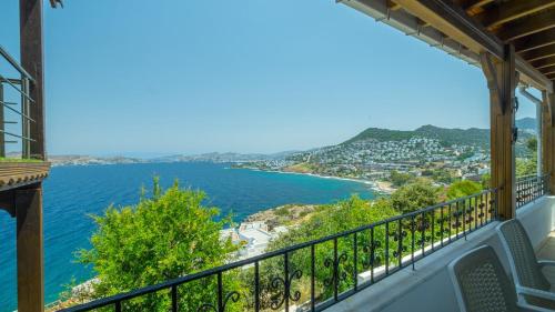Full Seaview 2 Bedroom Villa Namara in Geriş