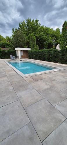 . Oasis Apartman
