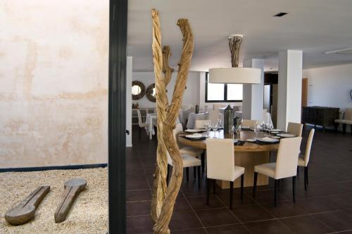 餐廳, Hospedium Hotel Convento de Santa Ana in 阿蒂恩薩