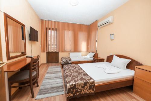 Triple Room with Balcony