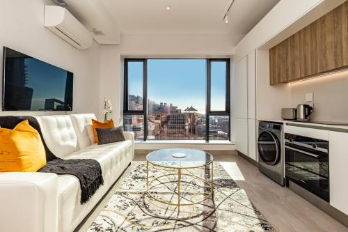 The Rubik Deluxe One Bedroom Apartment - image 9