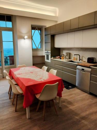 Exterior view, Bel appartement pour 6 personnes avec vue sur le Golfe de St Tropez in Saint-Raphael