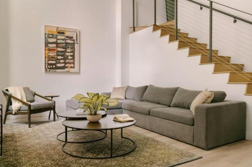 Sonder by Marriott Bonvoy The Witherspoon Apartments Center City