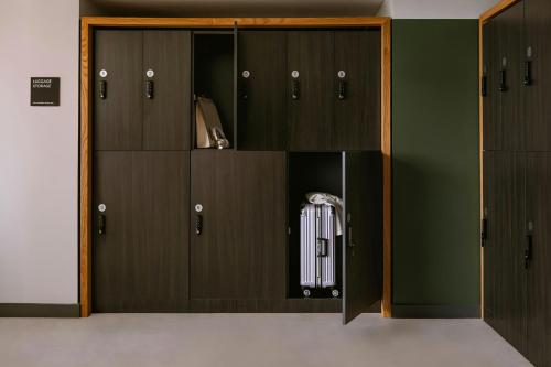 Sonder l The Witherspoon - image 3