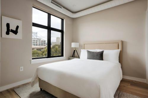 Sonder by Marriott Bonvoy The Edison Apartments Old City