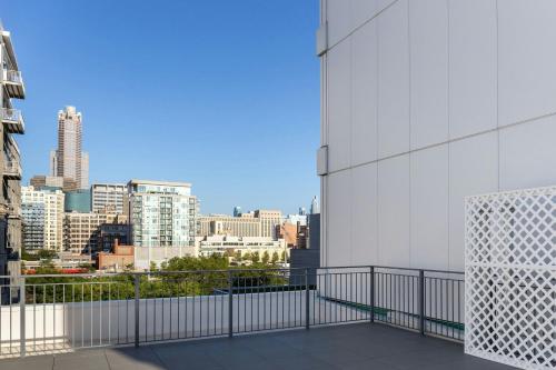 Sonder Greektown Apartments - 편의 시설/서비스