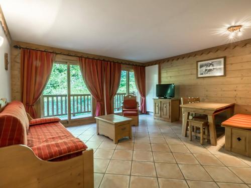 Appt 6pers avec piscine, spa, parking, animaux admis - FR-1-461-28 Saint Martin de Belleville