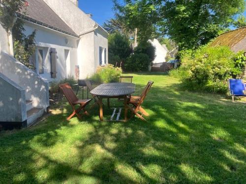 Charmante longère familiale à Belle-Île avec jardin - FR-1-418-179 gîte à louer Bruté