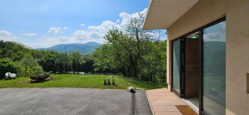 Apartments Dvor by the Krka river