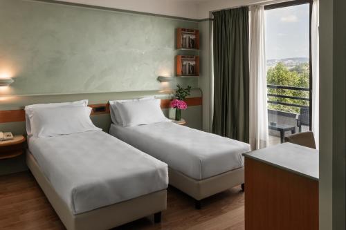 Twin room, private bathroom