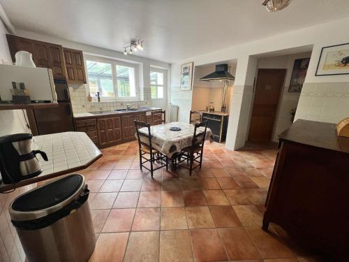 virtuve, Le Gîte d'antan - L'Artdu'Net - (Le Gite d'antan - L'Artdu'Net -) in Sapogne-et-Feucheres (Alsace)