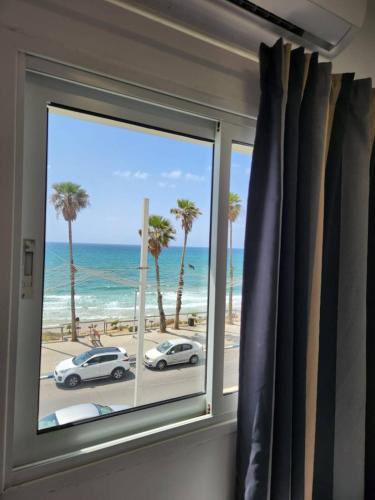 Premium 2BR Sea View Apartment Bat Yam in 貝特雁