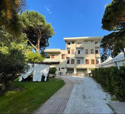 Hotel La Tavernetta dei Ronchi Hotel de charme Marina dei Ronchi