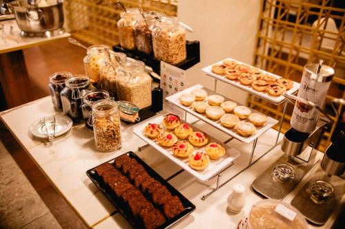 Duas Torres Hotel - image 9