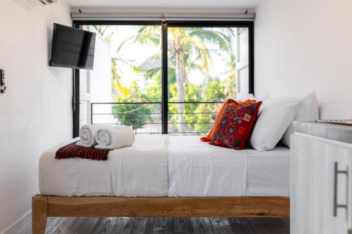 Esssential PXM Arkitainer Residential Lofts Room Type - Studio with Balcony