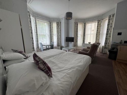 Devonshire House Holiday Flats 2