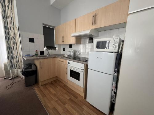 Devonshire House Holiday Flats 3