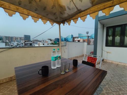 room detail thumbnail 1